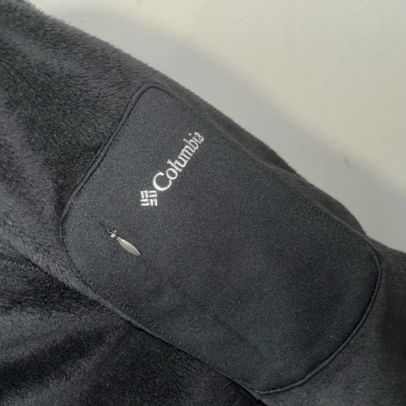 Columbia Women's Black Fleece Zip Sweater - Picture 2 of 7